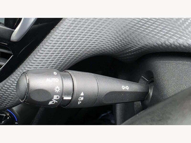 Peugeot 208 OV65HTY