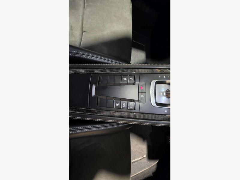 Porsche 718 Cayman PJ71CNV